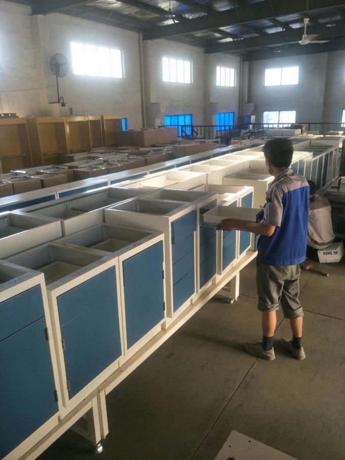 Bancs de travail en acier antirouille de laboratoire avec le stockage universel 6