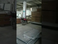 L'alcali durable de bancs de travail de laboratoire résistant avec pp descendent et robinet