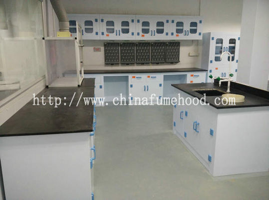 Bon prix meubles de laboratoire de chimie de plan de travail de 8mm, Tableau matériel d'île de pp pour le laboratoire en ligne