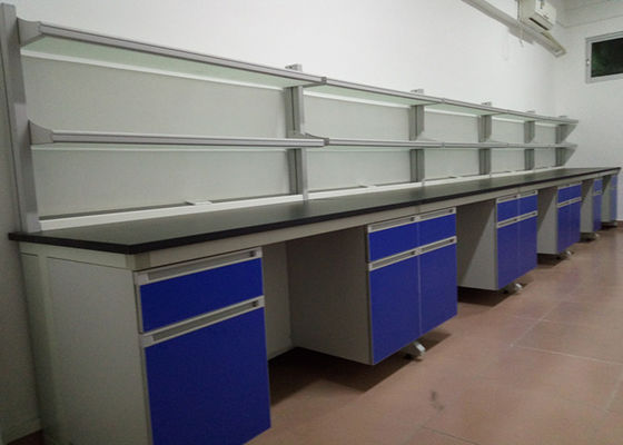 Bon prix Taille adaptée aux besoins du client par meubles en bois de banc de laboratoire avec d'anti poignées de corrosion en ligne