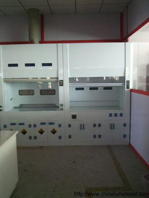 Bon prix L'alcali résistent à pp émettent de la vapeur le capot, vapeur chimique Hood Corrosion Preventive Cabinet en ligne