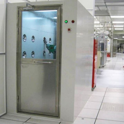 Bon prix La douche d'air laminée à froid de Cleanroom de plat automatique choisissent/portes à deux battants en ligne