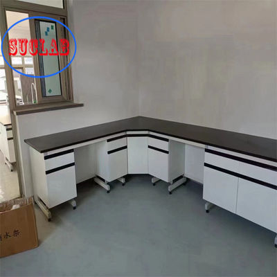 Bon prix 1500*750*900MM Bureau de travail de laboratoire de chimie des métaux en bois Pieds réglables en hauteur en ligne