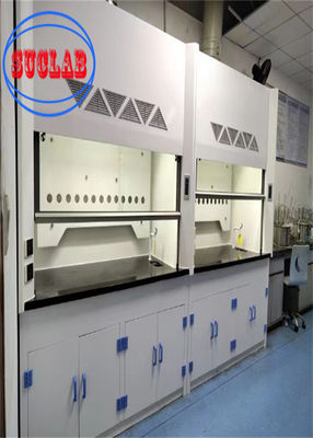 Bon prix Armoire à fumée de laboratoire durable avec souffleur anti-corrosion en PP et plateau de travail en résine époxy en ligne